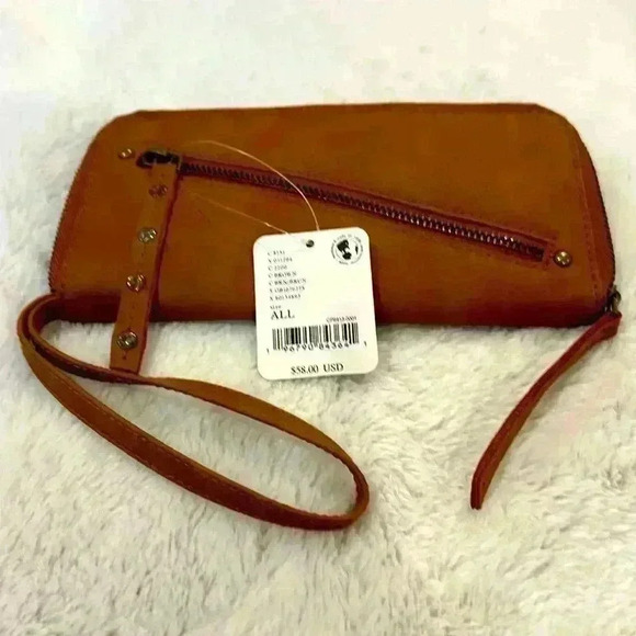 NEW Free People vegan wallet - Picture 1 of 4